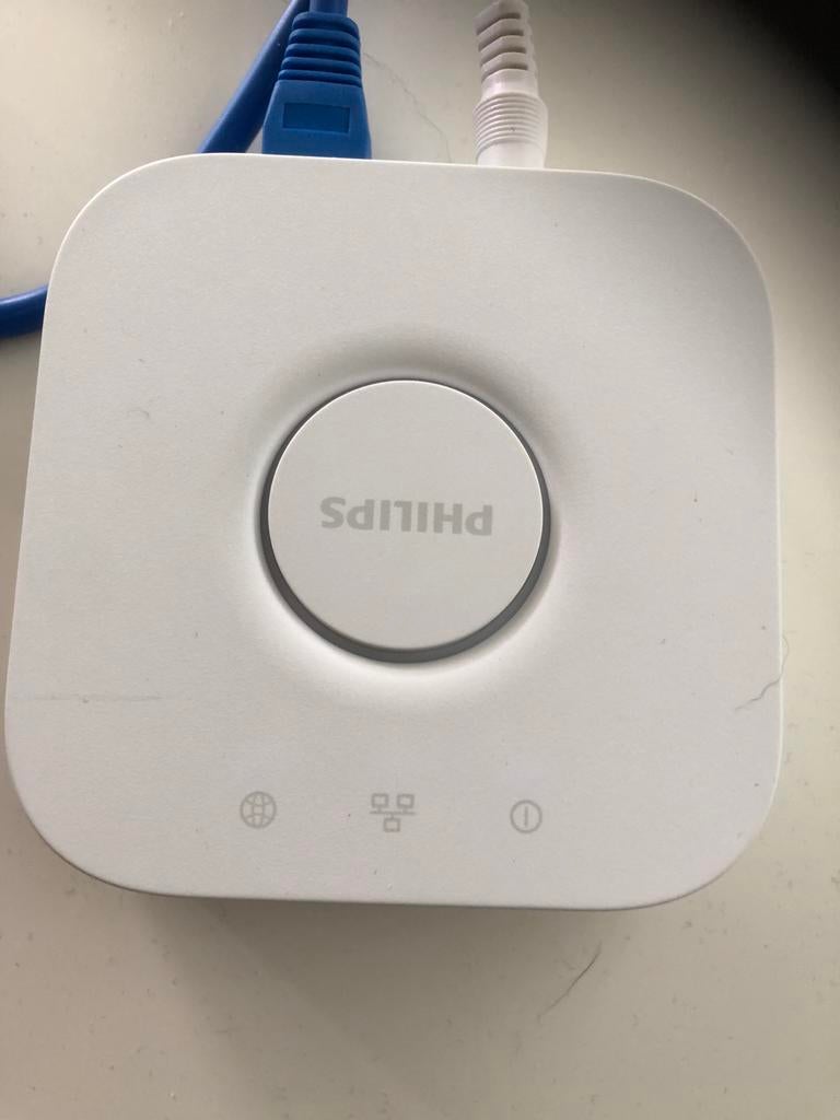 Philips Hue Bridge V2 - Compleet met adapter en kabel, Ophalen of Verzenden, Gebruikt