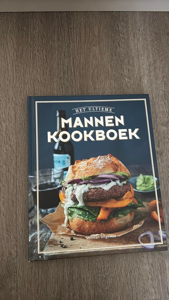Het Ultieme Mannen Kookboek - Veltman Uitgevers, Ophalen of Verzenden, Zo goed als nieuw, Overige gebieden, Hoofdgerechten