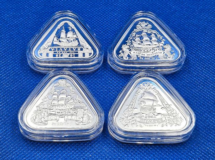 (10847) RAM AUSTRALIA  SHIPWRACKS  4X ONE OUNCE, Postzegels en Munten, Munten | Oceanië, Setje, Zilver, Ophalen of Verzenden