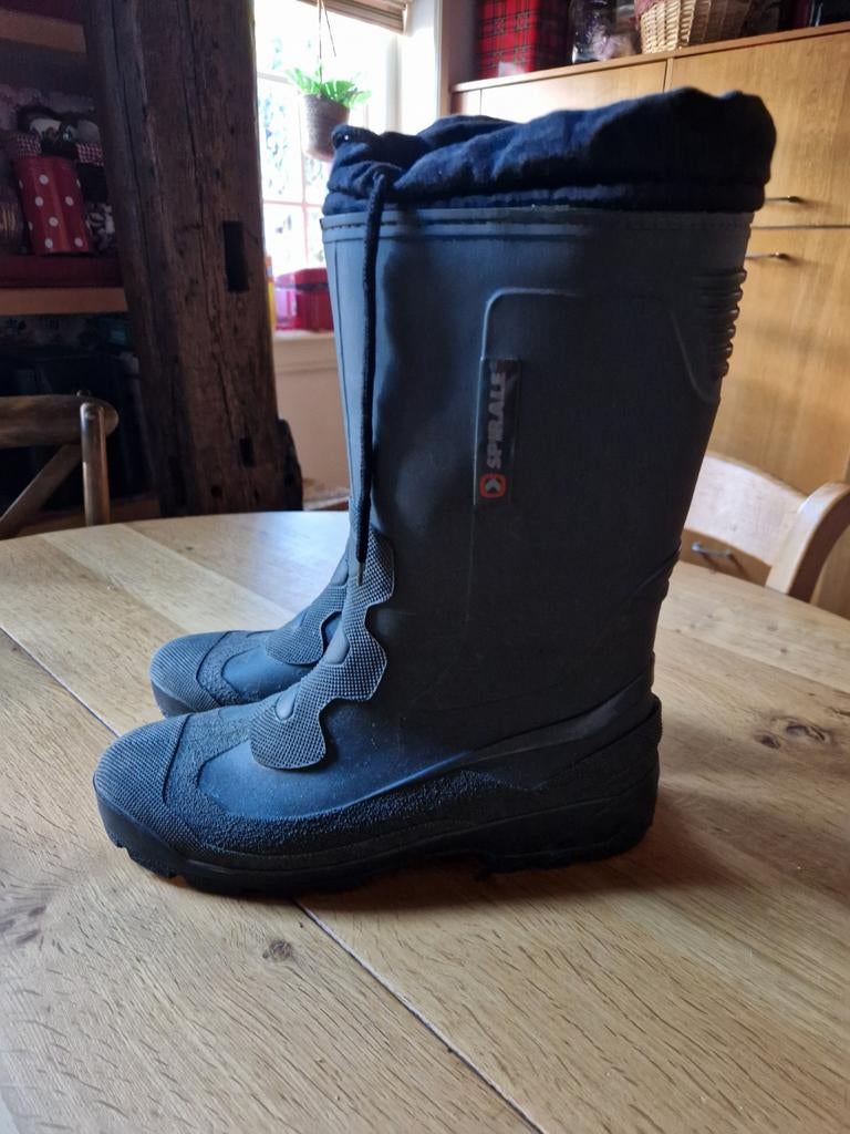 GEVOERDE LAARZEN MAAT 47, Ophalen of Verzenden, Overige kleuren, Boots