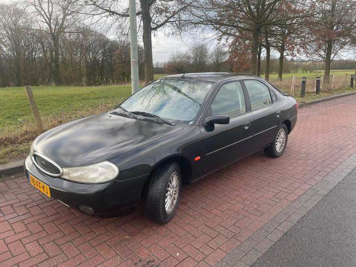 Ford Mondeo 2.0i 16v Ghia Platinum | Unieke Fast Ford, Auto's, Ford, Particulier, Mondeo, ABS, Airbags, Airconditioning, Boordcomputer