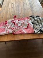 Set van 3 keffiyeh sjaals: rood/wit en zwart/wit, Ophalen of Verzenden, Zo goed als nieuw, Maat 46/48 (XL) of groter, Sjaal
