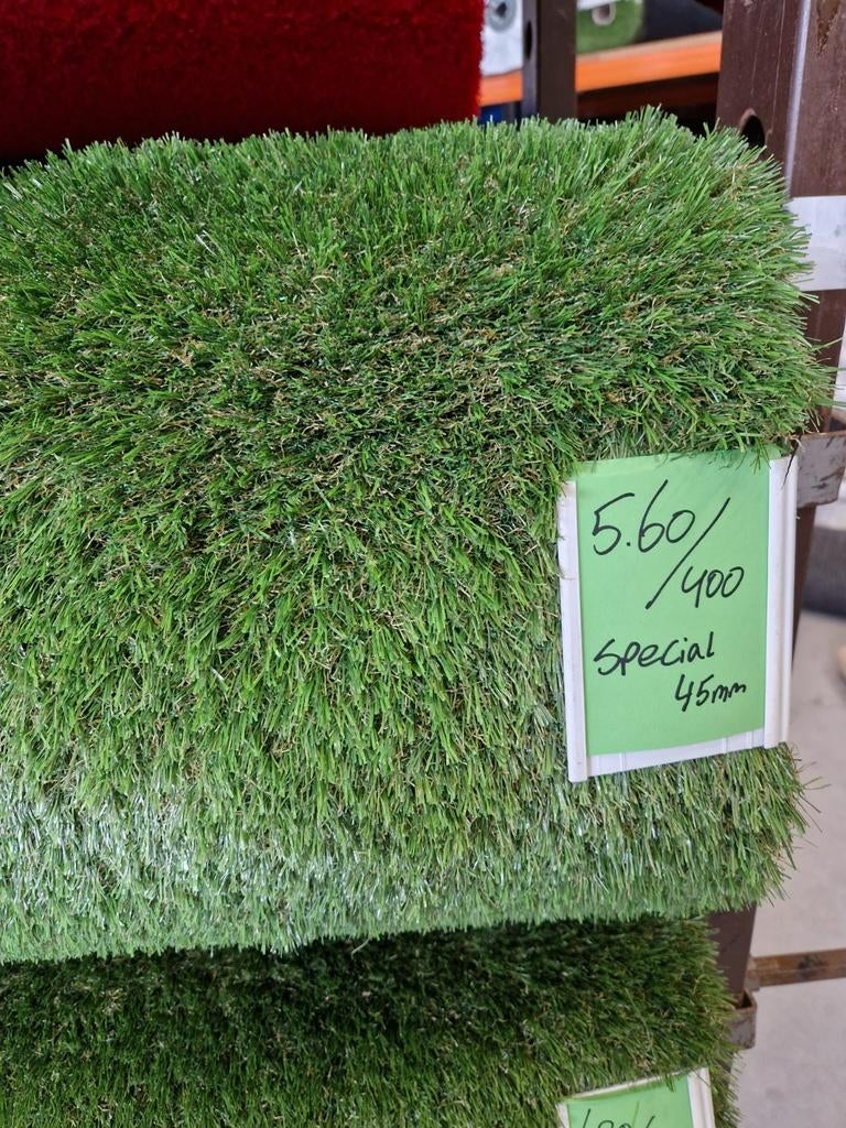 Mega aanbieding kunstgras coupon 45mm 5.60 x 4.00 ( 22.4m2), Tuin en Terras, Gras en Kunstgras, Ophalen of Verzenden, Nieuw, 20 m² of meer