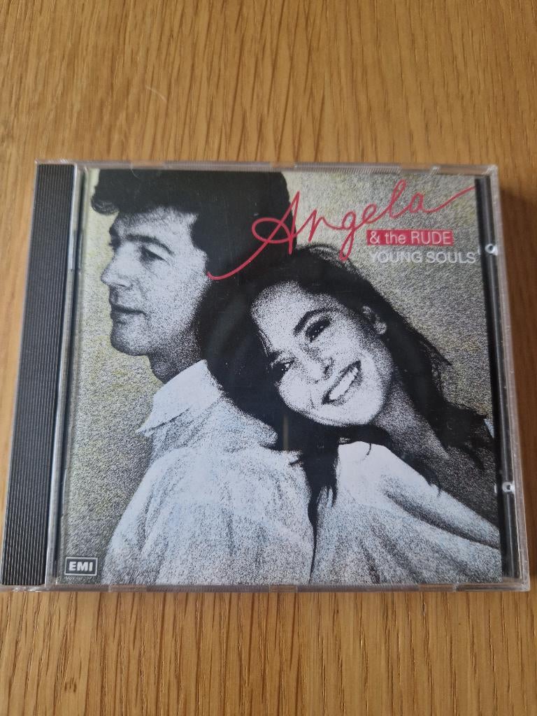 Angela & The Rude – Young Souls CD, Cd's en Dvd's, Ophalen of Verzenden, Gebruikt, Poprock