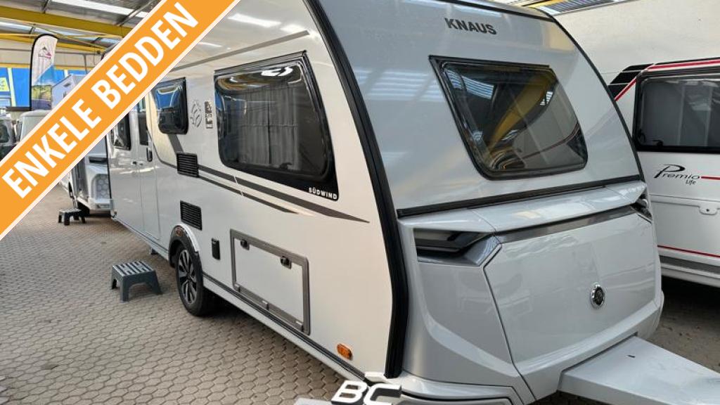 Knaus Sudwind Black Selection 500 EU ENKEL BED VLOERVERWARMI, Caravans en Kamperen, Rondzit, Bedrijf, Ringverwarming, 5 tot 6 meter