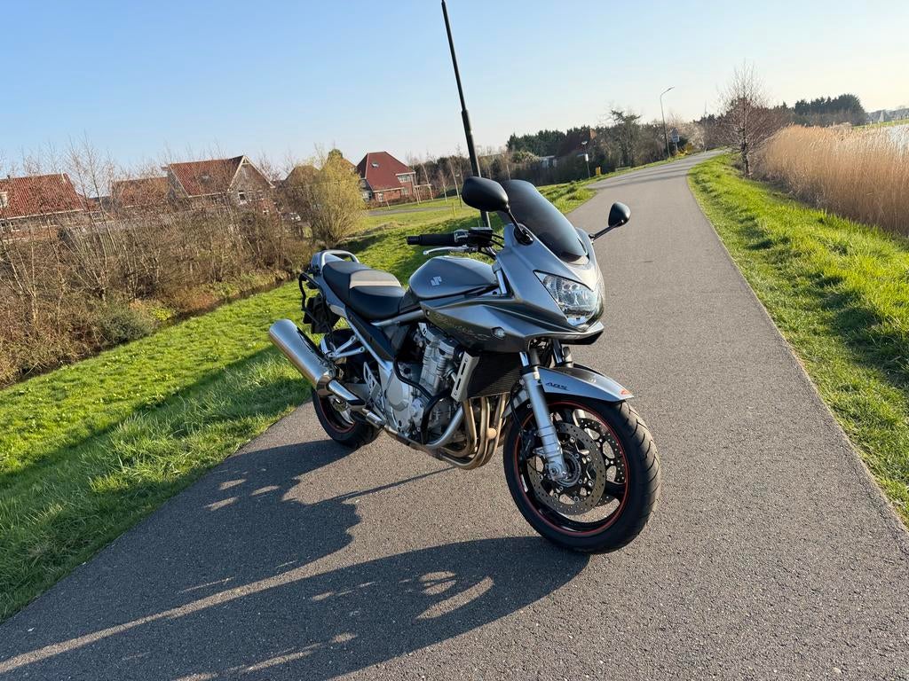 **Te koop: Suzuki Bandit GSF 1250SA met Zijkoffersset ABS**, Motoren, 4 cilinders, Motorrijbewijs A, Bedrijf, Toermotor