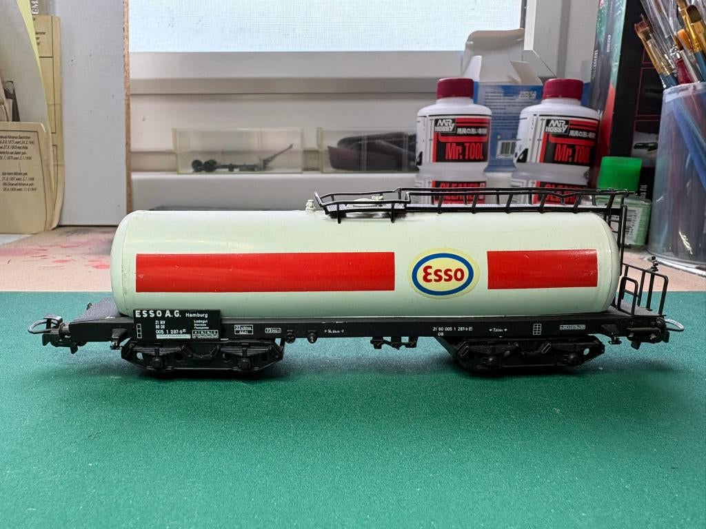 Märklin Esso Ketelwagon (4650) IMG7950/1/2/3, Wisselstroom, Wagon, Ophalen of Verzenden, Zo goed als nieuw