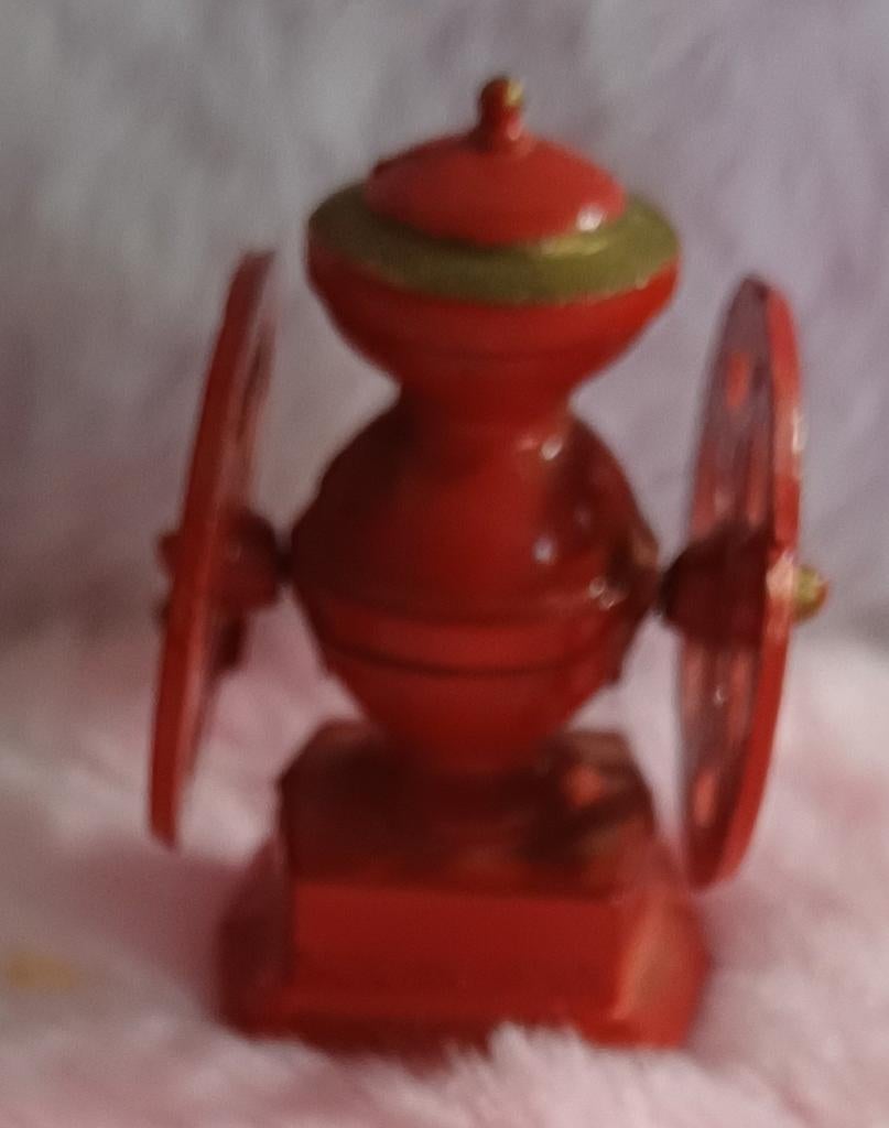 Poppenhuis koffiemolen 1:12, Ophalen of Verzenden, Poppenhuis