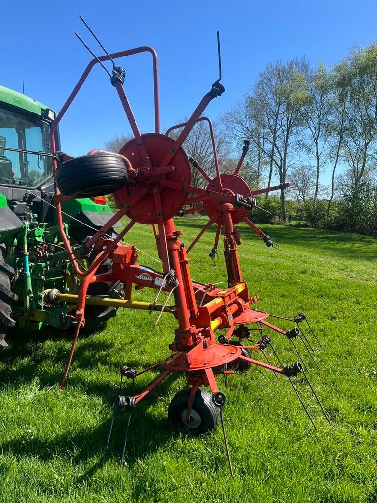 Kuhn schudder, Ophalen, Weidebouw