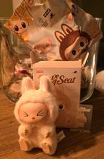 Labubu van Popmart - Sisi (Have a Seat serie), Ophalen of Verzenden, Nieuw, Jongen of Meisje