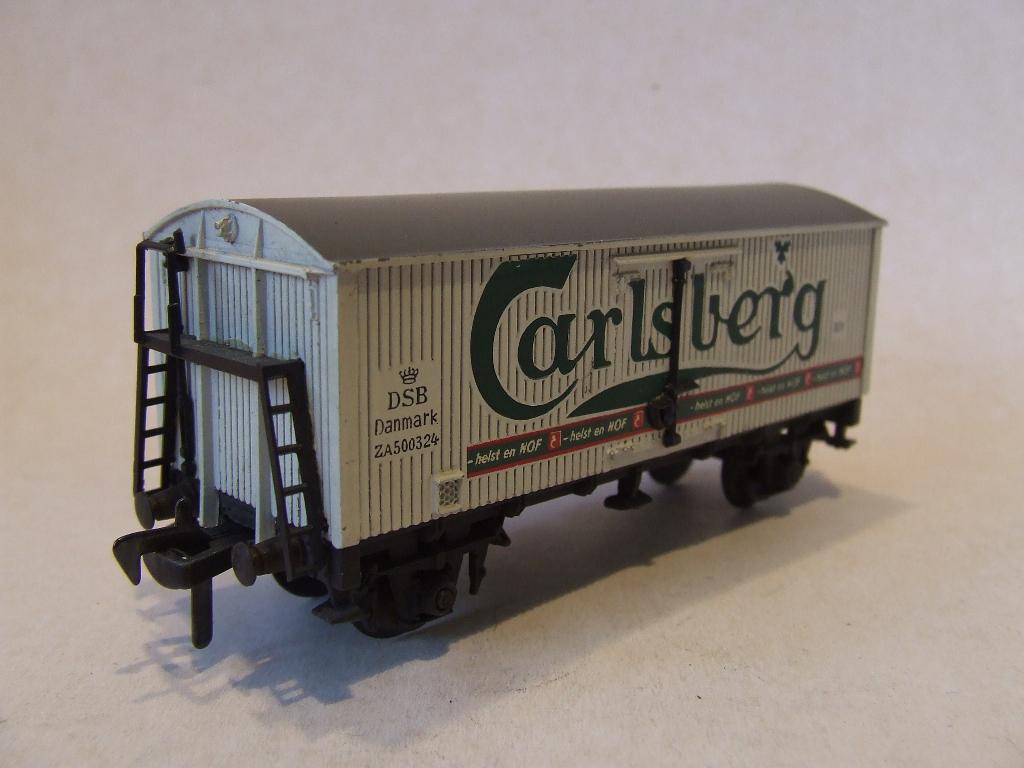 POCHER gesloten koelwagen, Deense spoorwegen, "CARLSBERG", Hobby en Vrije tijd, Modeltreinen | H0, Overige merken, Gelijkstroom of Wisselstroom