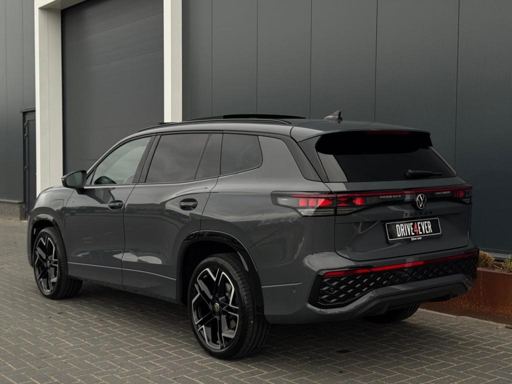 Volkswagen Tayron 1.5 eHybrid R-line E FULL PANO LEDER MM SE, Automaat, Euro 6, 4 cilinders, 2000 kg