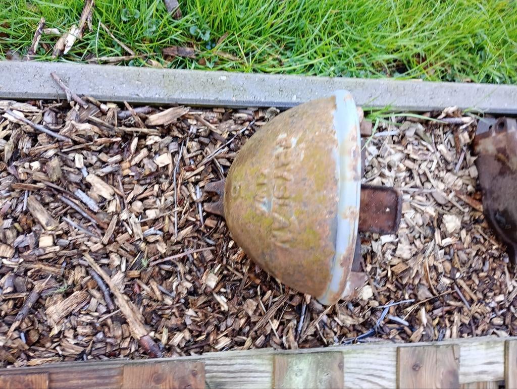 Water bakjes  / planten bakjes, Tuin en Terras, Bloembakken en Plantenbakken, Ophalen, Rond, Overige materialen, Minder dan 30 cm