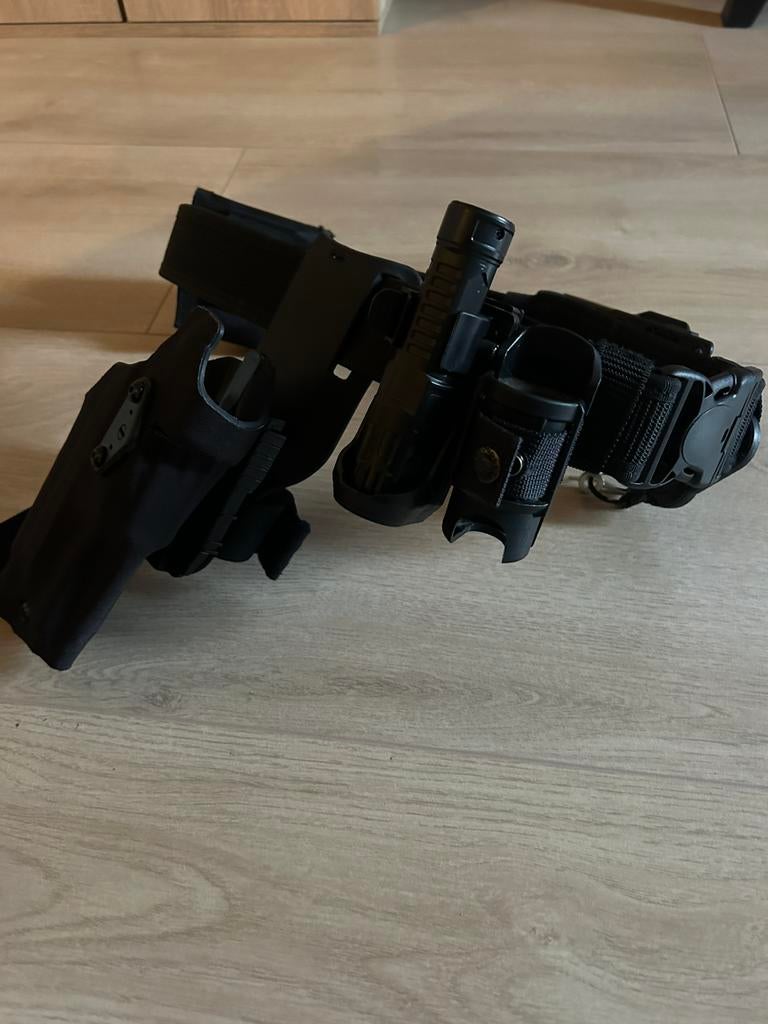 Tactische riem met safariland holster, Ophalen of Verzenden, Zo goed als nieuw
