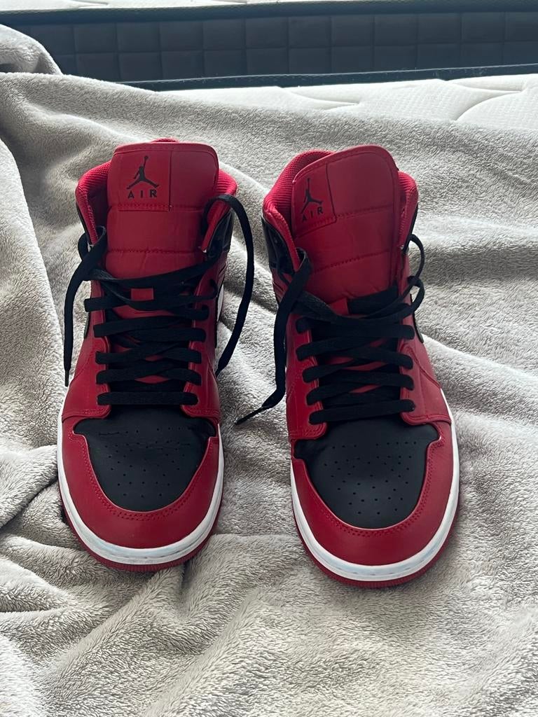Jordan Air 1 Mid - Maat 44.5, Kleding | Heren, Schoenen, Ophalen of Verzenden, Zo goed als nieuw, Zwart, Sneakers of Gympen