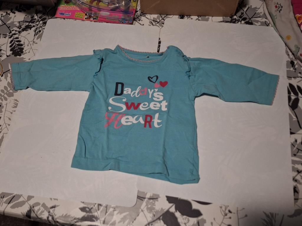 Baby Meisje Dunne Truitje. Maat 74., Kinderen en Baby's, Babykleding | Maat 74, Ophalen of Verzenden, Zo goed als nieuw, Prenatal