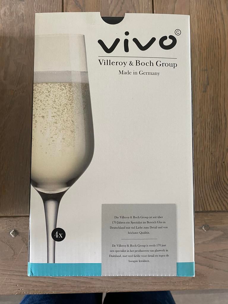 Set van 4 Villeroy & Boch champagneglazen - NIEUW, Glas of Glazen, Ophalen of Verzenden, Effen, Glas
