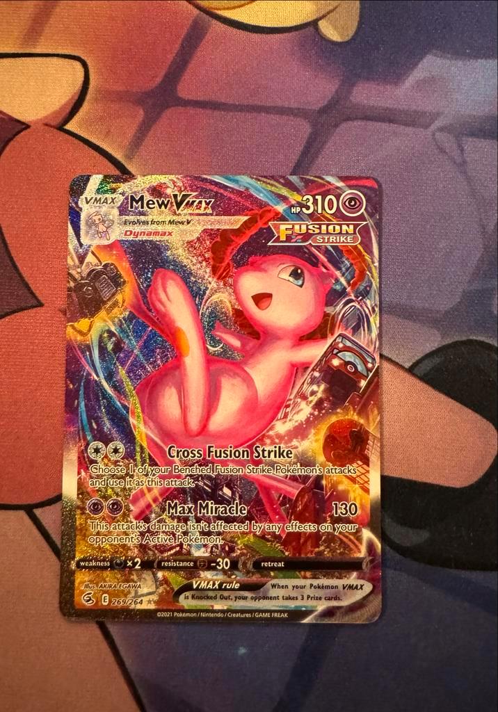 Mew VMAX #269 Pokémon Fusion Strike Kaart, Hobby en Vrije tijd, Verzamelkaartspellen | Pokémon, Zo goed als nieuw, Losse kaart