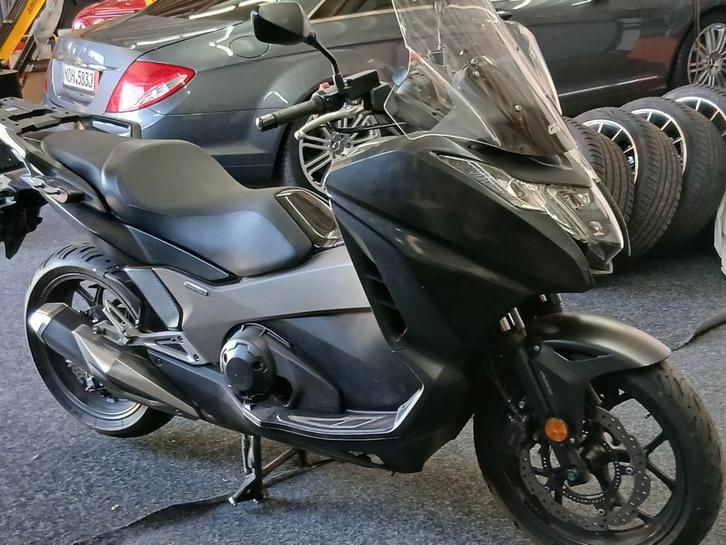Honda Integra 750 Automaat - Klaar voor de zomer! €4950, Motoren, Motoren | Honda, Bedrijf, Scooter, meer dan 35 kW, 2 cilinders