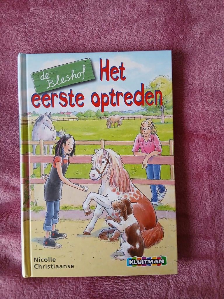 De Bleshof boek: Het eerste optreden, Boeken, Ophalen of Verzenden, Zo goed als nieuw, Nicolle Christiaanse, Fictie algemeen