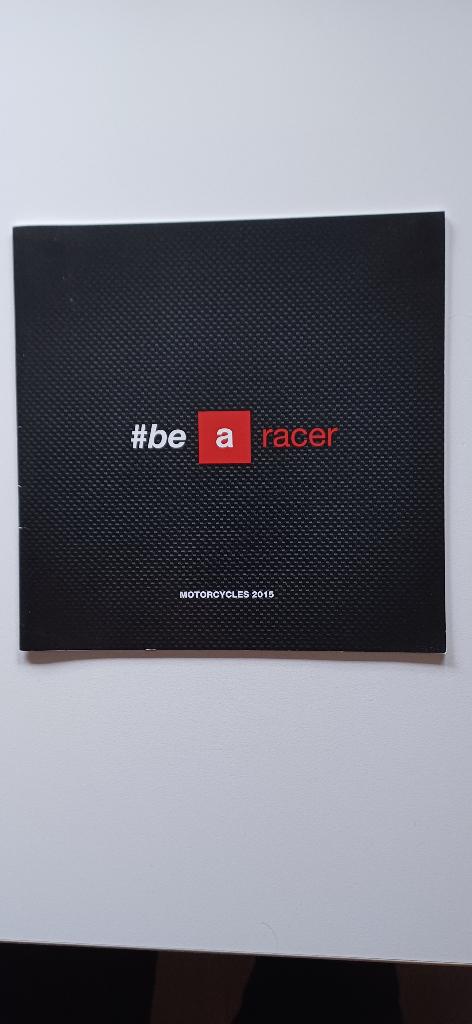 Originele jaarfolder Aprilia 2015, Ophalen of Verzenden, Suzuki