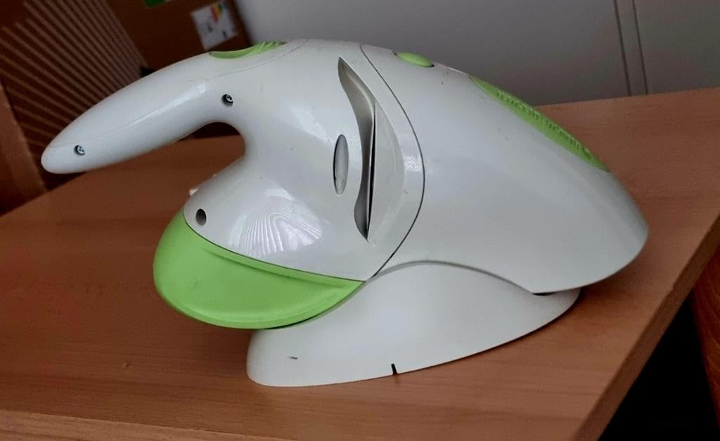 Black & Decker DustBuster 2.4V kruimeldief., Ophalen of Verzenden