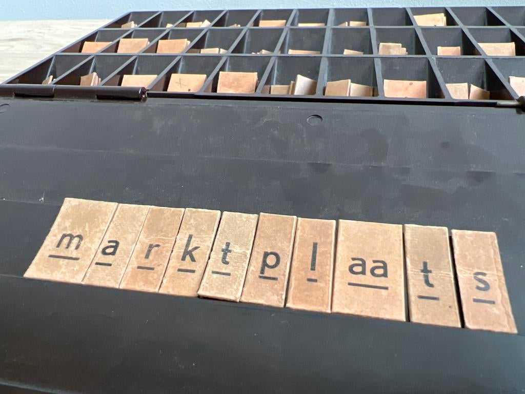 LMG Letterbak met losse letters, Ophalen of Verzenden