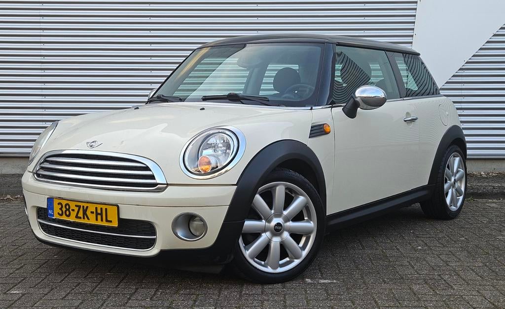 Mini Cooper D 1.6 Automaat - Nw APK, NAP, Airco, Stoel verw., Stof, 4 cilinders, 1095 kg, Wit