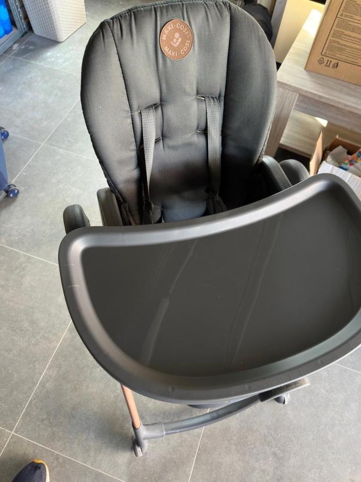 Maxi cosi minla kinderstoel / eetstoel, Kinderen en Baby's, Kinderstoelen, Gebruikt, Overige typen, Aanschuifbaar, Afneembaar eetblad