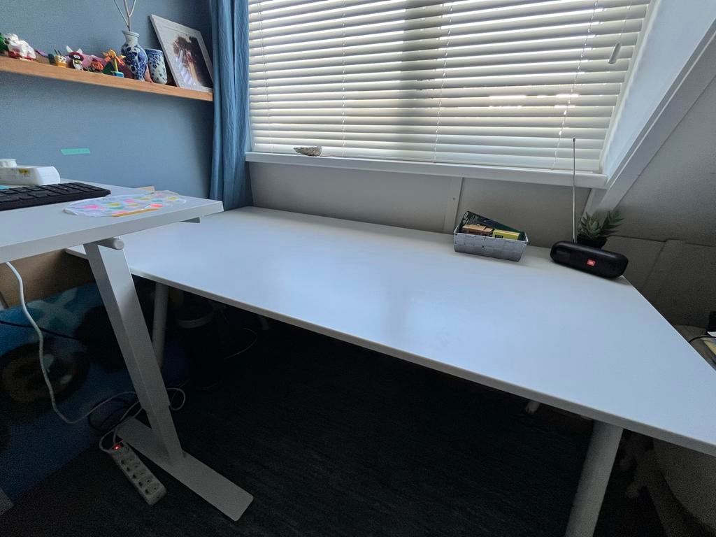 Ikea bureau wit, 160x80 cm, verstelbare poten, Huis en Inrichting, Ophalen, Overige typen, Gebruikt, Spaanplaat of MDF