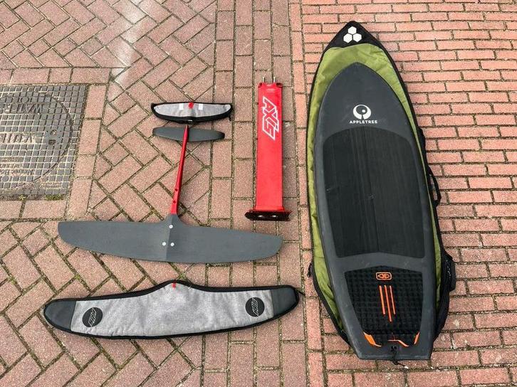 Complete foil surfset ZGAN, Watersport en Boten, Wingsurfen, Zo goed als nieuw, Ophalen