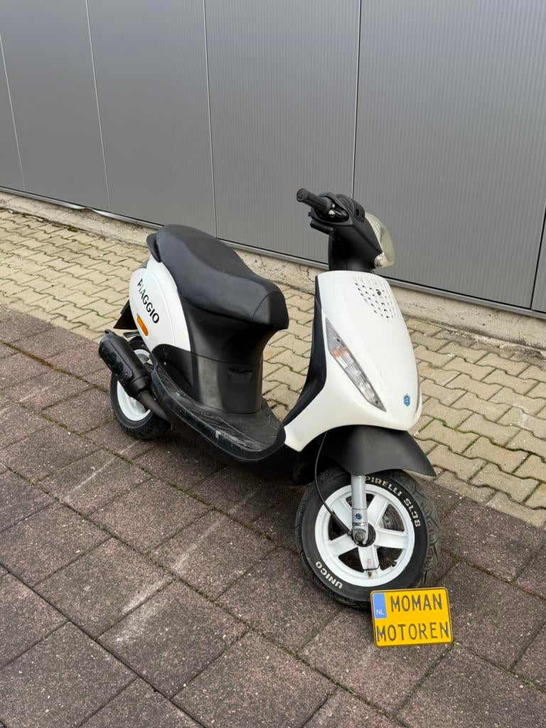 Piaggio Zip 50cc 2 takt 2004 Pools, Ophalen, Zo goed als nieuw, Tweetakt, Overige modellen