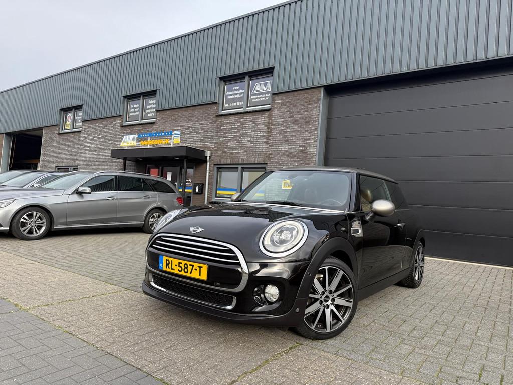 MINI Mini 1.5 Cooper Chili | 12MND GARANTIE | AUTOMAAT | PAN, Auto's, 136 pk, Gebruikt, Euro 6, 4 stoelen