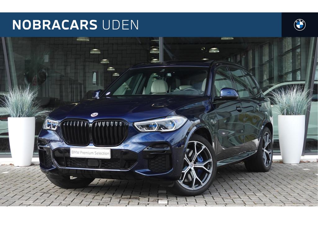 BMW X5 xDrive45e High Executive M Sport Automaat / Panoramad, Auto's, Gebruikt, 394 pk, Met garantie (alle), Blauw