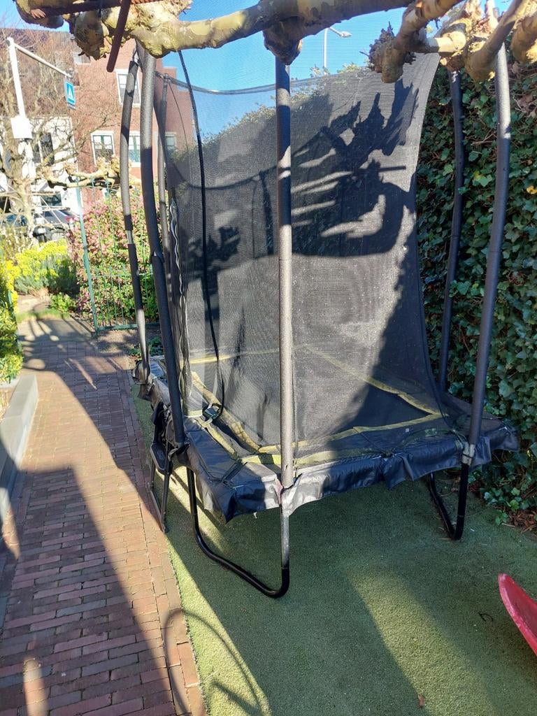 Trampoline, Ophalen, Gebruikt