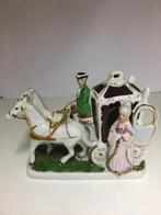 Beeld Koets met Jonkvrouw en Koetsier, Verzamelen, Ophalen of Verzenden, Zo goed als nieuw, Mens
