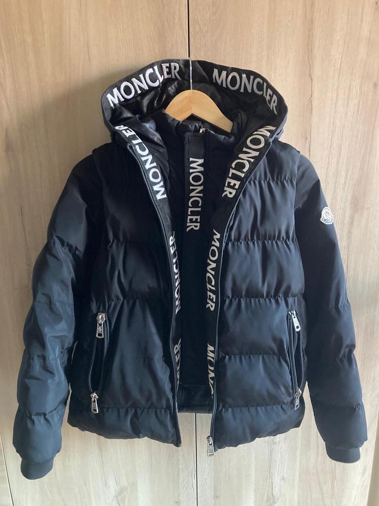Moncler mayapuffer zwart winter/zomer vrouwen model maat S, Ophalen of Verzenden, Zo goed als nieuw, Maat 36 (S), Zwart