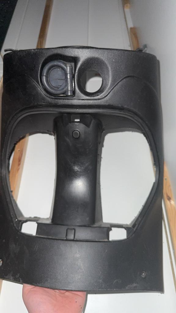 Piaggio zip binnenkap uitgesneden voor LC (Radiator), Ophalen of Verzenden, Gebruikt, Kap, Piaggio