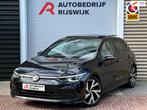 Volkswagen GOLF 1.5 eTSI R-Line Pano/H&K/Camera/Blindspot, 4 cilinders, 150 pk, Zwart, Adaptive Cruise Control