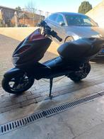 Yamaha aerox 70 cc + veel onderdelen alles in een koop, Fietsen en Brommers, Scooters | Yamaha, Ophalen, Tweetakt, Aerox, Zo goed als nieuw