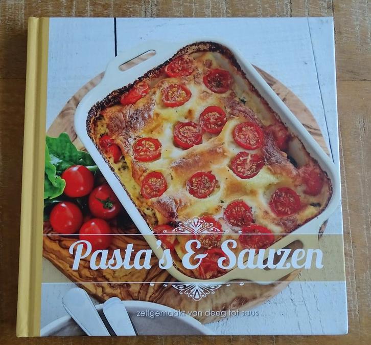 Pasta's en sauzen Zelfgemaakt van deeg tot saus, Boeken, Kookboeken, Zo goed als nieuw, Hoofdgerechten, Italië, Ophalen of Verzenden