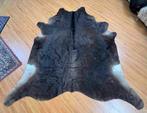 Koeienhuid donkerbruine 240/230 cm, Gebruikt, Etten-Leur, Ophalen of Verzenden, 200 cm of meer