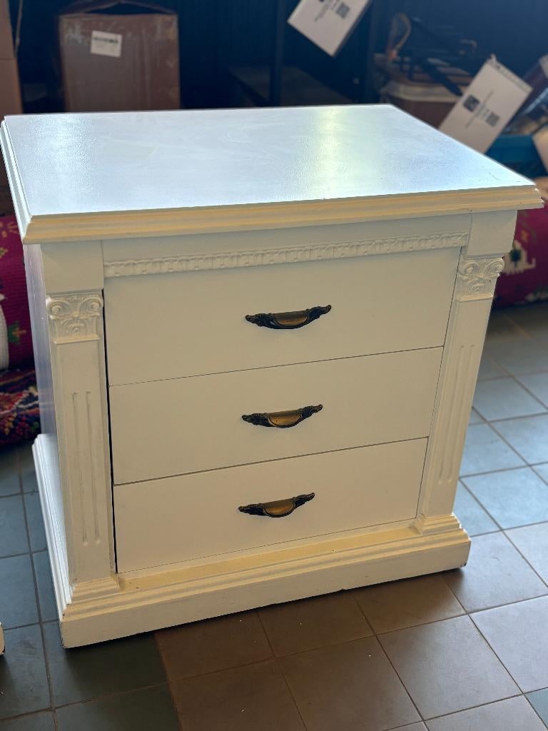 Klassiek Engels Nachtkastjes Set Wit Hout, Ophalen, Gebruikt, 55 tot 70 cm, 65 cm of meer