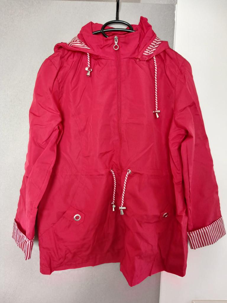 NIEUW !! dames zomerjack maat 44 - 46 kleur aardbei, Kleding | Dames, Ophalen of Verzenden, Nieuw, Maat 42/44 (L), Rood