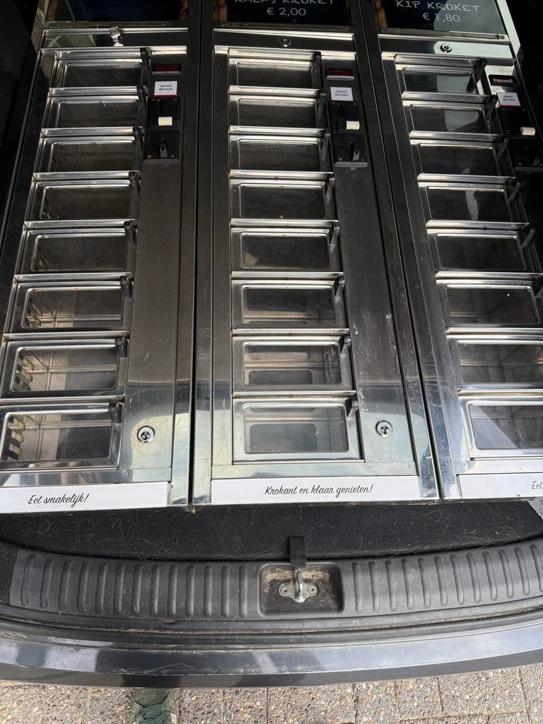 Professionele Frikandellen Automaat - Snackmuur, Verzamelen, Ophalen, Gebruikt