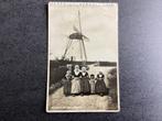 Biggekerke. No 24.  Klederdracht.  Molen, Verzamelen, Ophalen of Verzenden, 1940 tot 1960, Gelopen, Zeeland