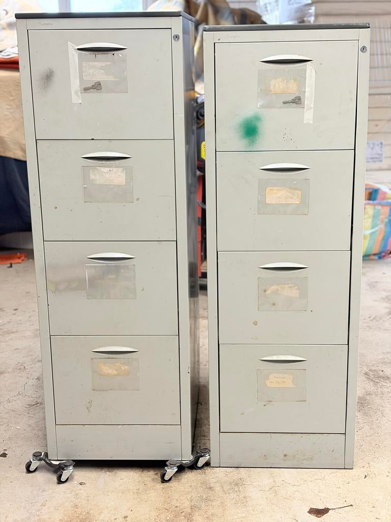 2 Grijze Asmeta archiefkasten met sleutels, Ophalen, Minder dan 50 cm, Gebruikt, 100 tot 150 cm