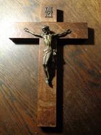koper kruisbeeld op hout kruis, Antiek en Kunst, Ophalen of Verzenden