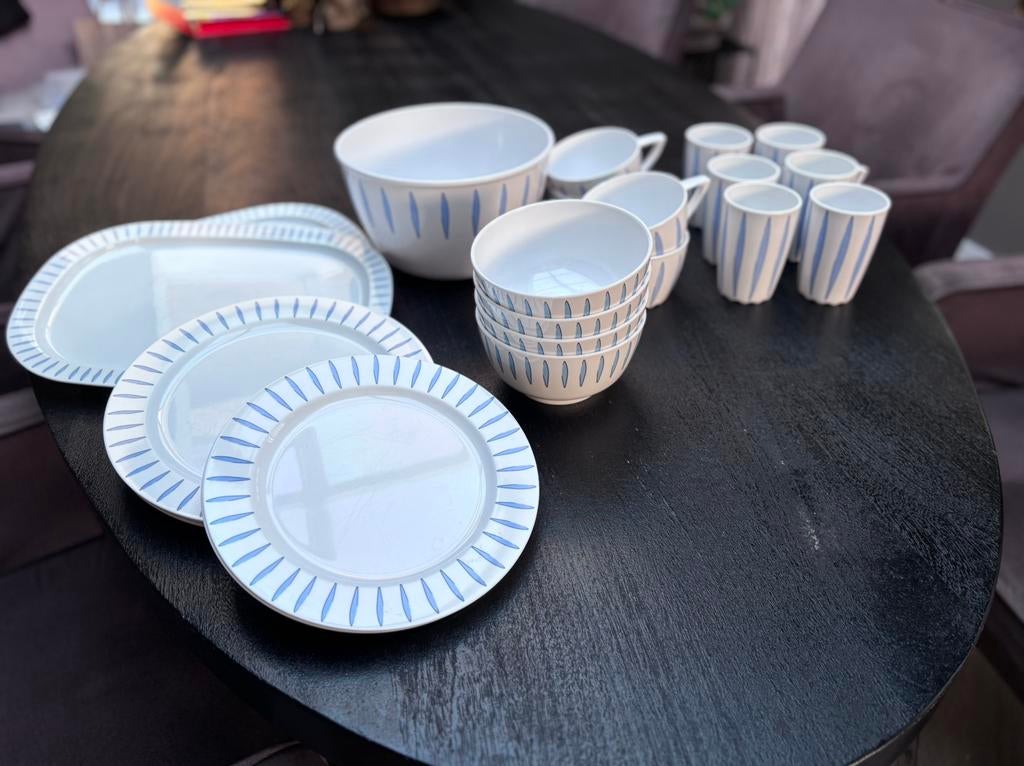 Mepal camping servies wit met blauw, Caravans en Kamperen, Kampeeraccessoires, Ophalen of Verzenden, Zo goed als nieuw