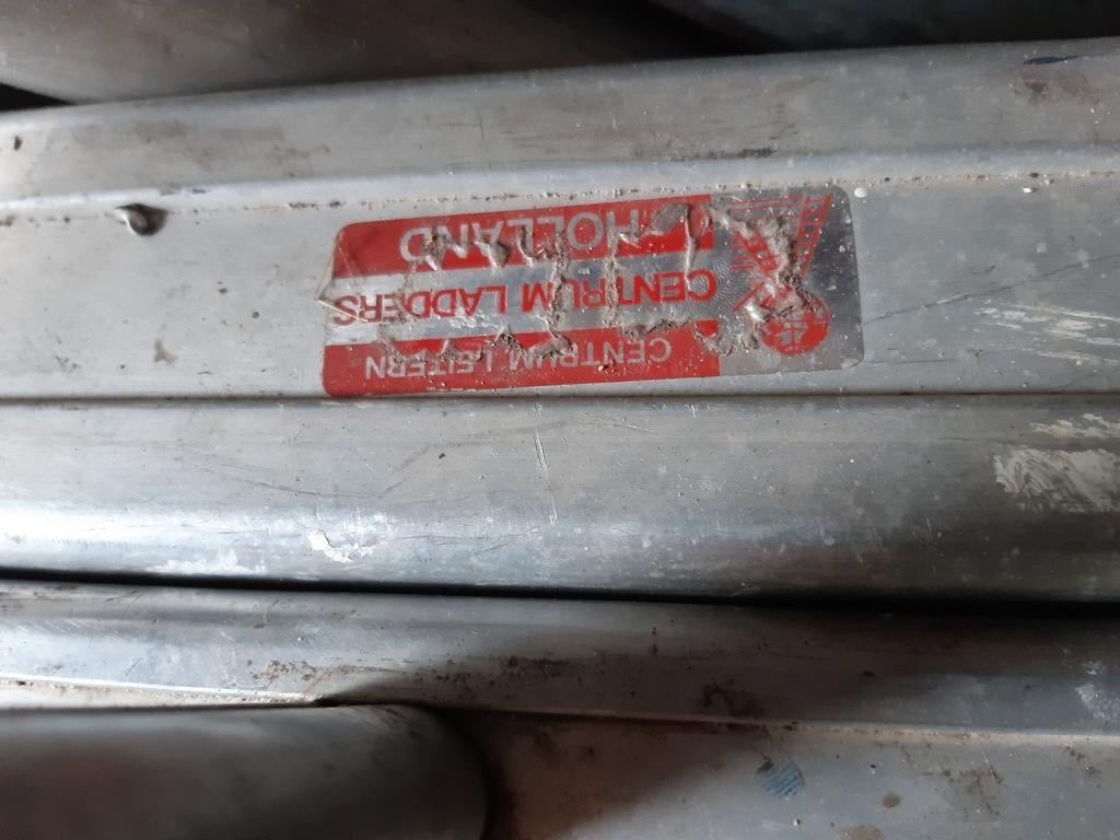 Te koop 2 ladders, Ophalen of Verzenden, Overige typen, Minder dan 2 meter